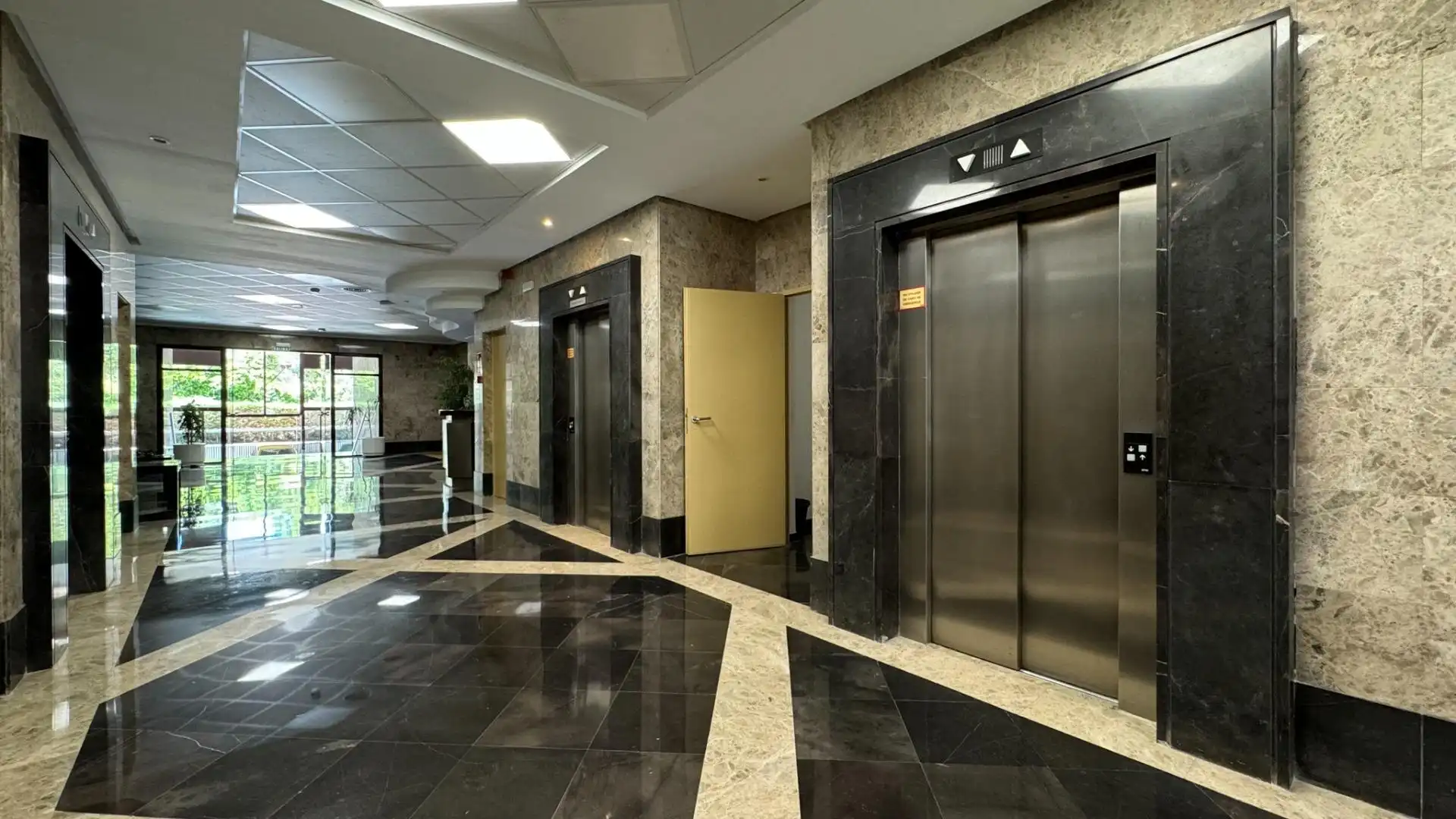 Oficina en venta en Las Rozas de Madrid con Aire acondicionado y Calefacción