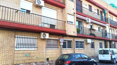 Foto 3 de Piso en venta en San Juan de Aznalfarache, La Pañoleta, Camas