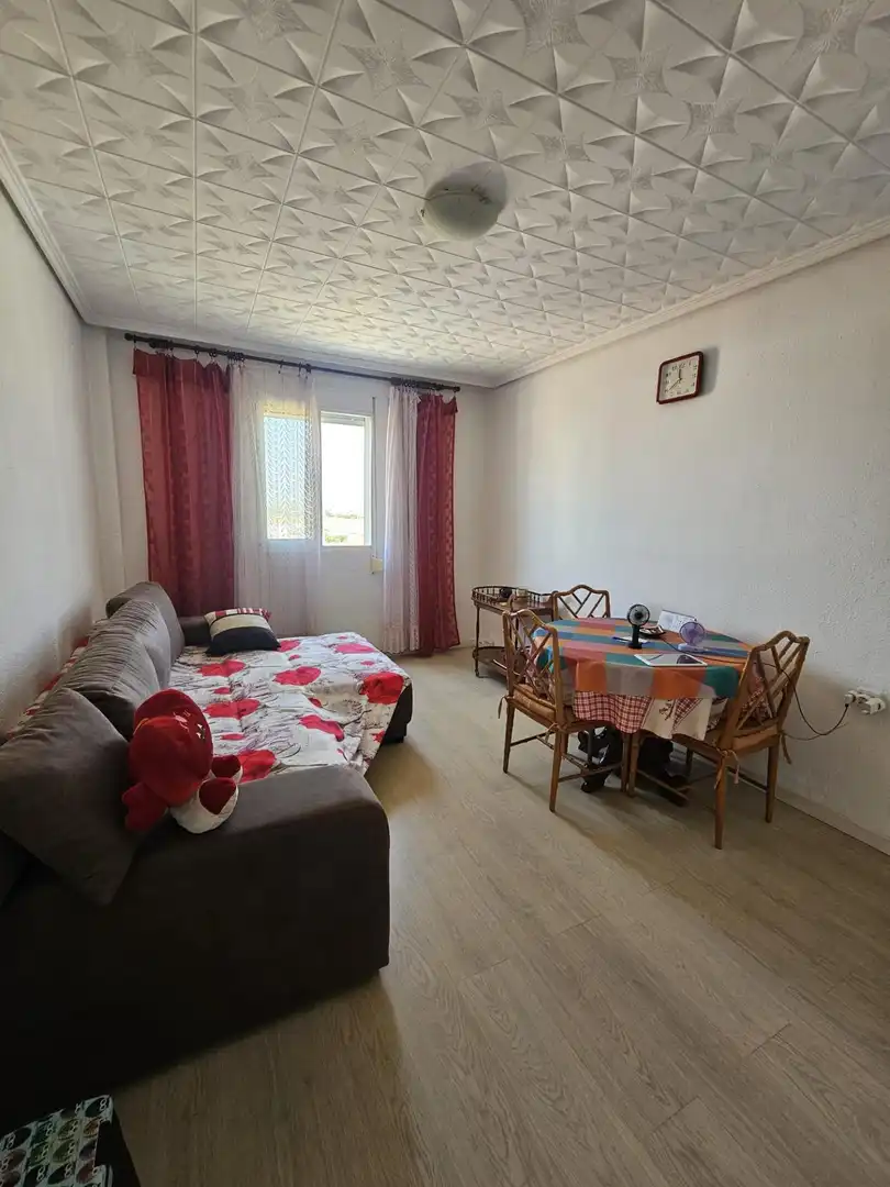 Habitación de Piso en venta en Valencia con Aire acondicionado y Amueblado