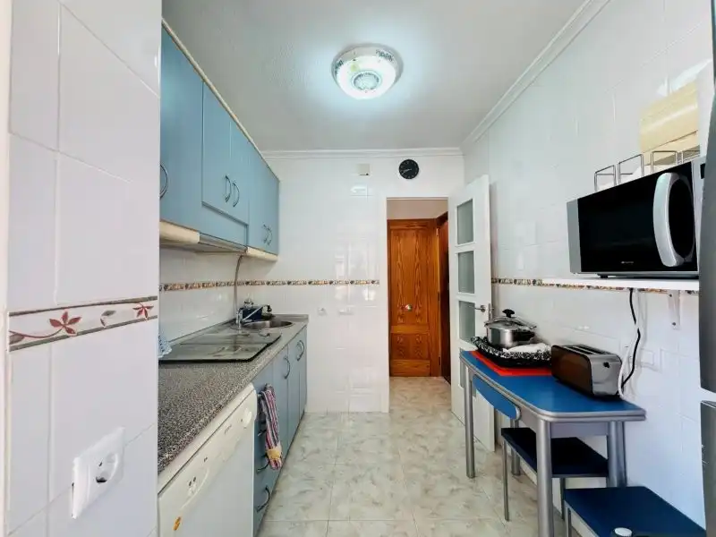 Cocina de Piso en venta en Torrevieja con Aire acondicionado, Trastero y Amueblado