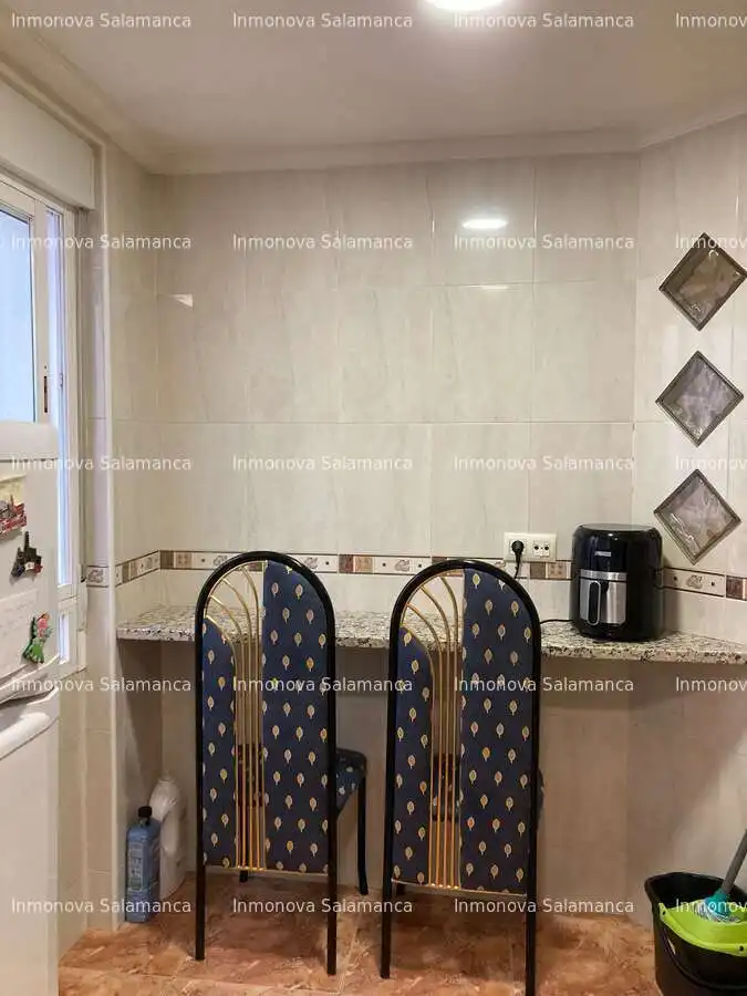 Flat with balcony to rent in Chinchibarra - Capuchinos, imagen 21