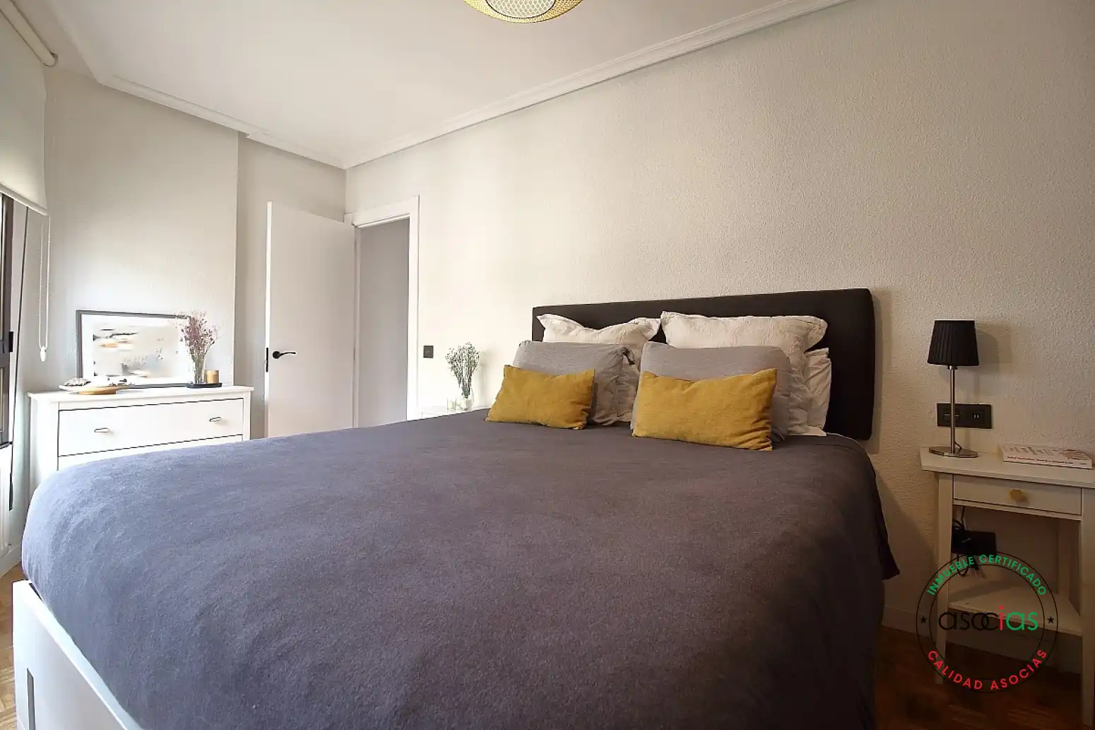 Dormitori de Àtic en venda en Gijón  amb Calefacció, Parquet i Terrassa