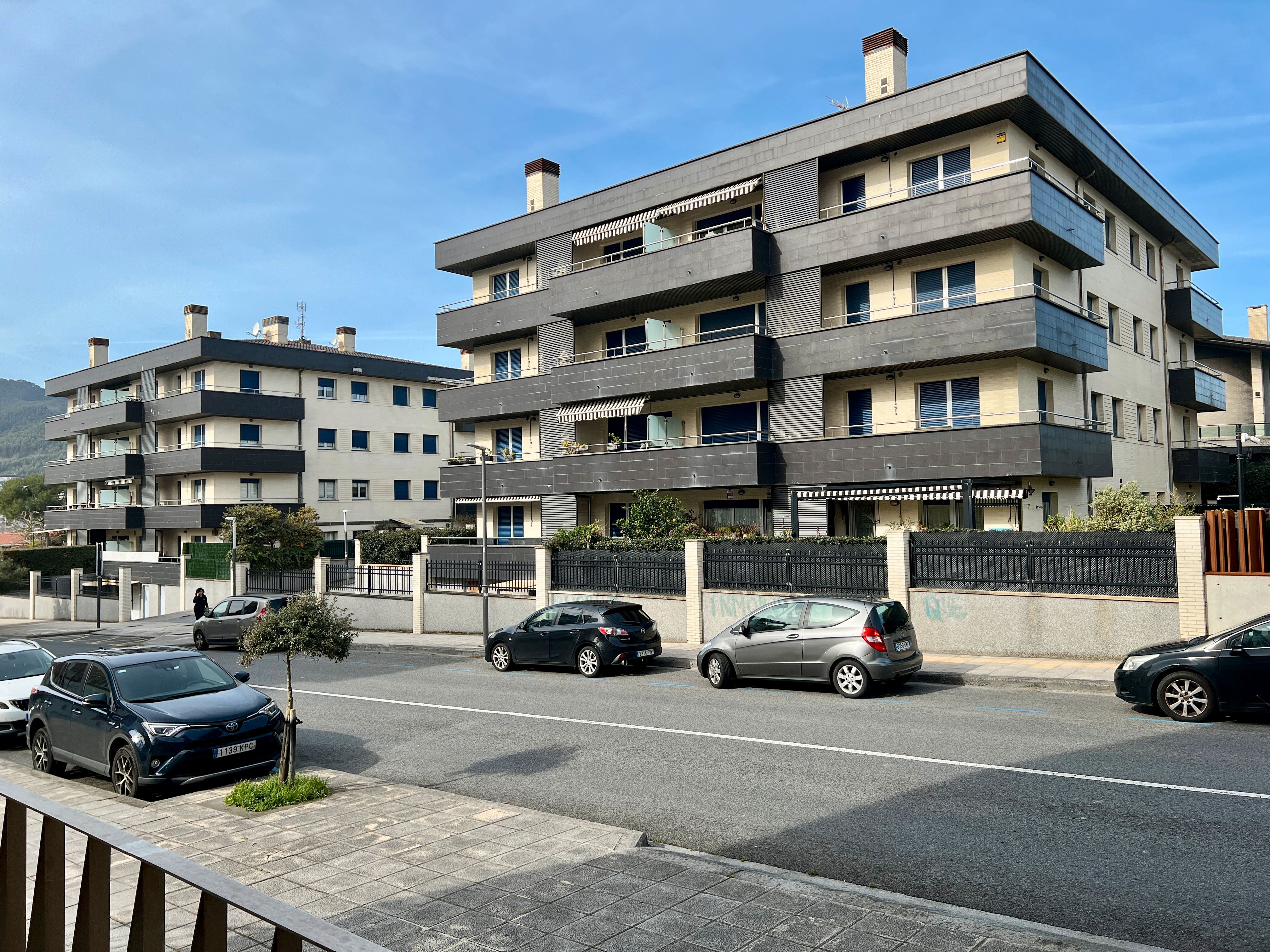 Vista exterior de Pis en venda en Bakio amb Calefacció, Terrassa i Balcó