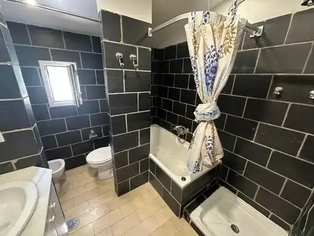 Bany de Casa adosada en venda en Zona media