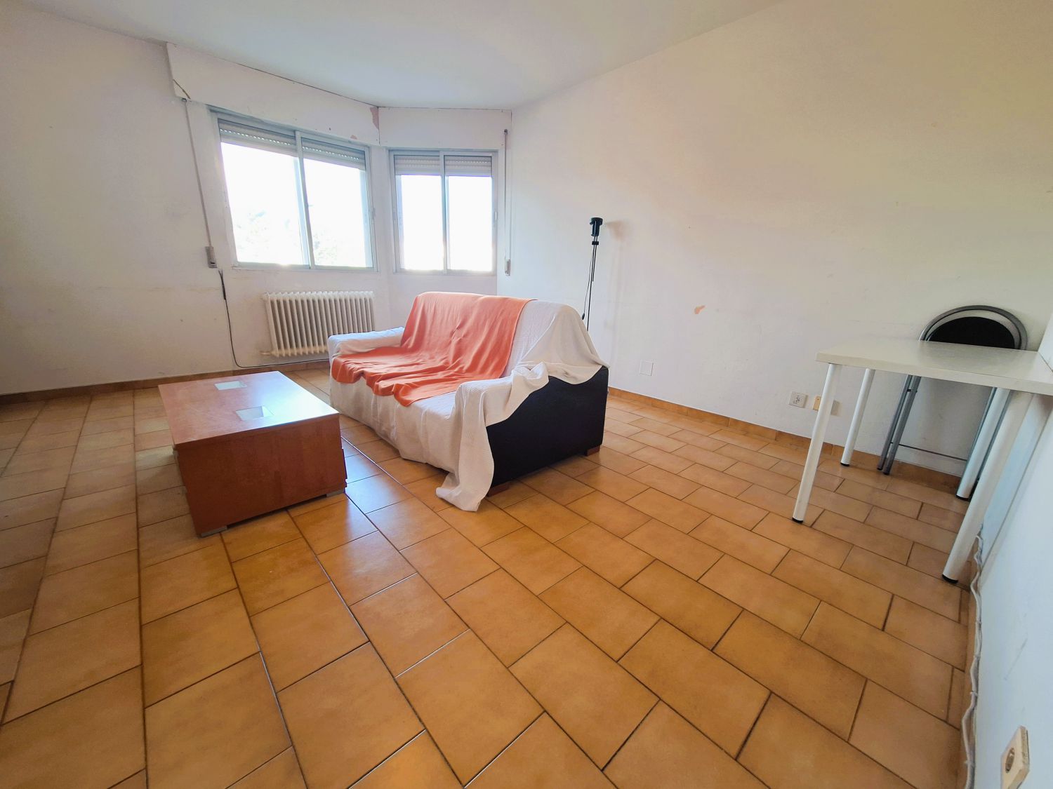 Sala d'estar de Pis en venda en Valladolid Capital amb Calefacció, Terrassa i Traster