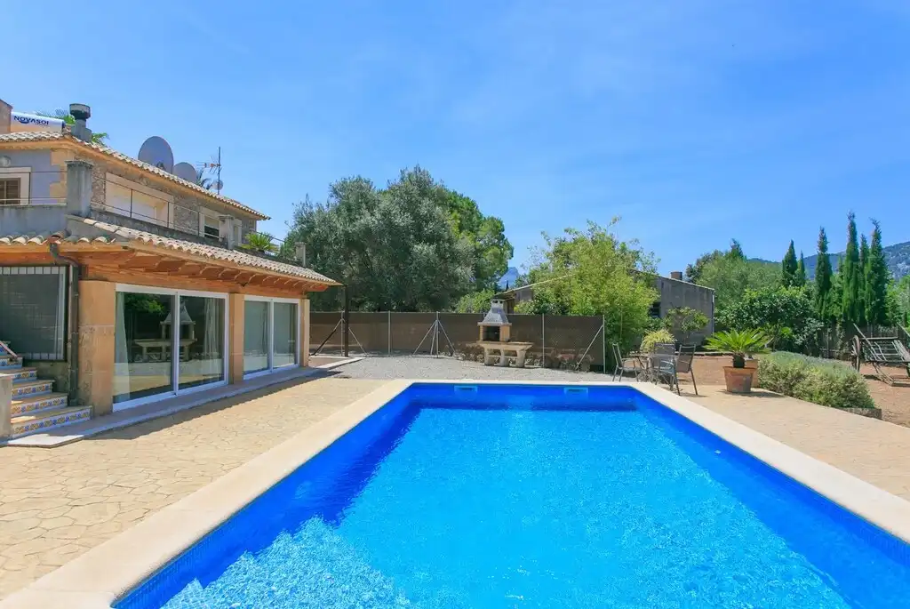 Piscina de Finca rústica en venta en Pollença con Jardín privado, Terraza y Piscina
