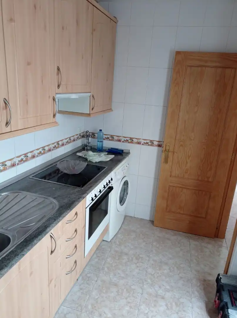 Cuina de Casa o xalet en venda en Sardón de Duero amb Calefacció, Jardí privat i Terrassa