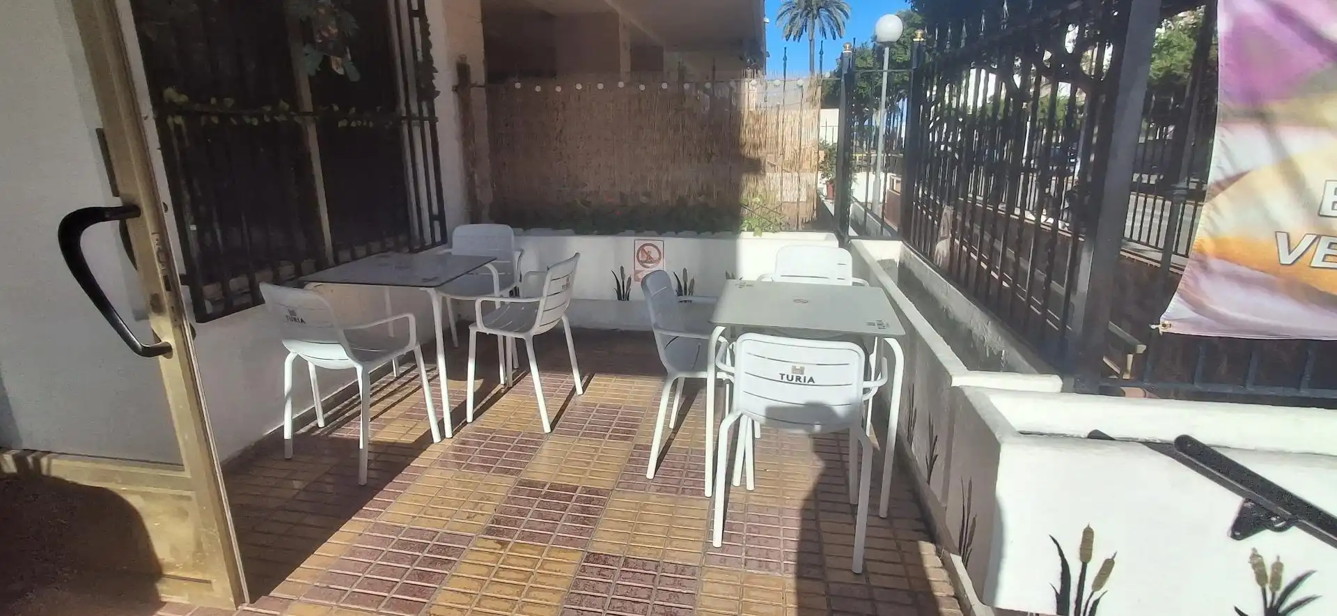 Terrasse von Geschaftsraum zum Verkauf in Cullera mit Klimaanlage, Terrasse und Möbliert