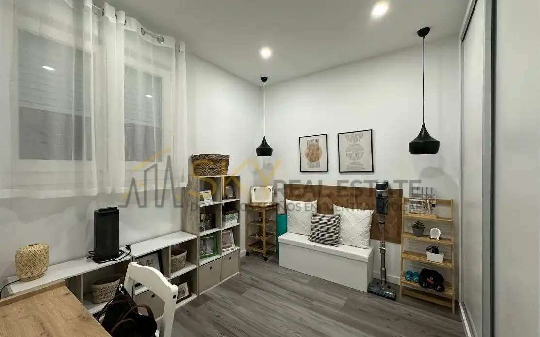 Flat for sale in Madrid  with Air Conditioner and Heating