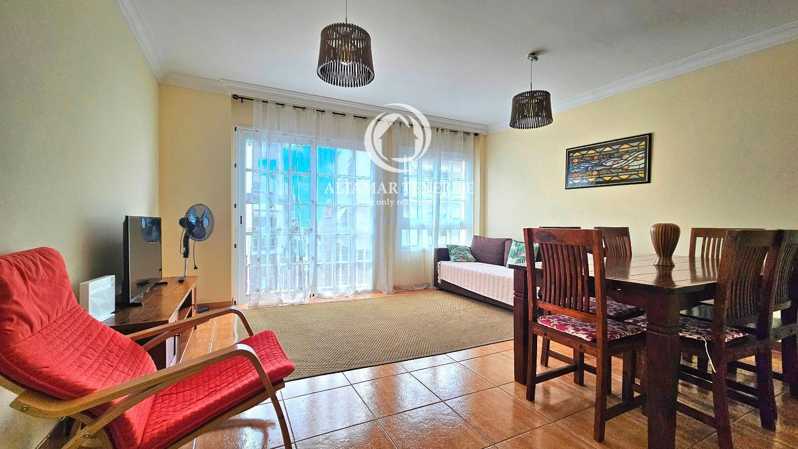 Living room of Apartment for sale in Guía de Isora  with Storage room and Furnished
