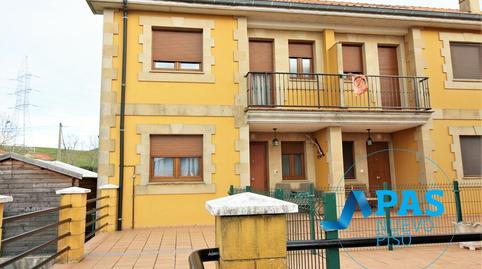 Foto 2 de Casa o xalet en venda a Calle la Penia, Penagos, Cantabria