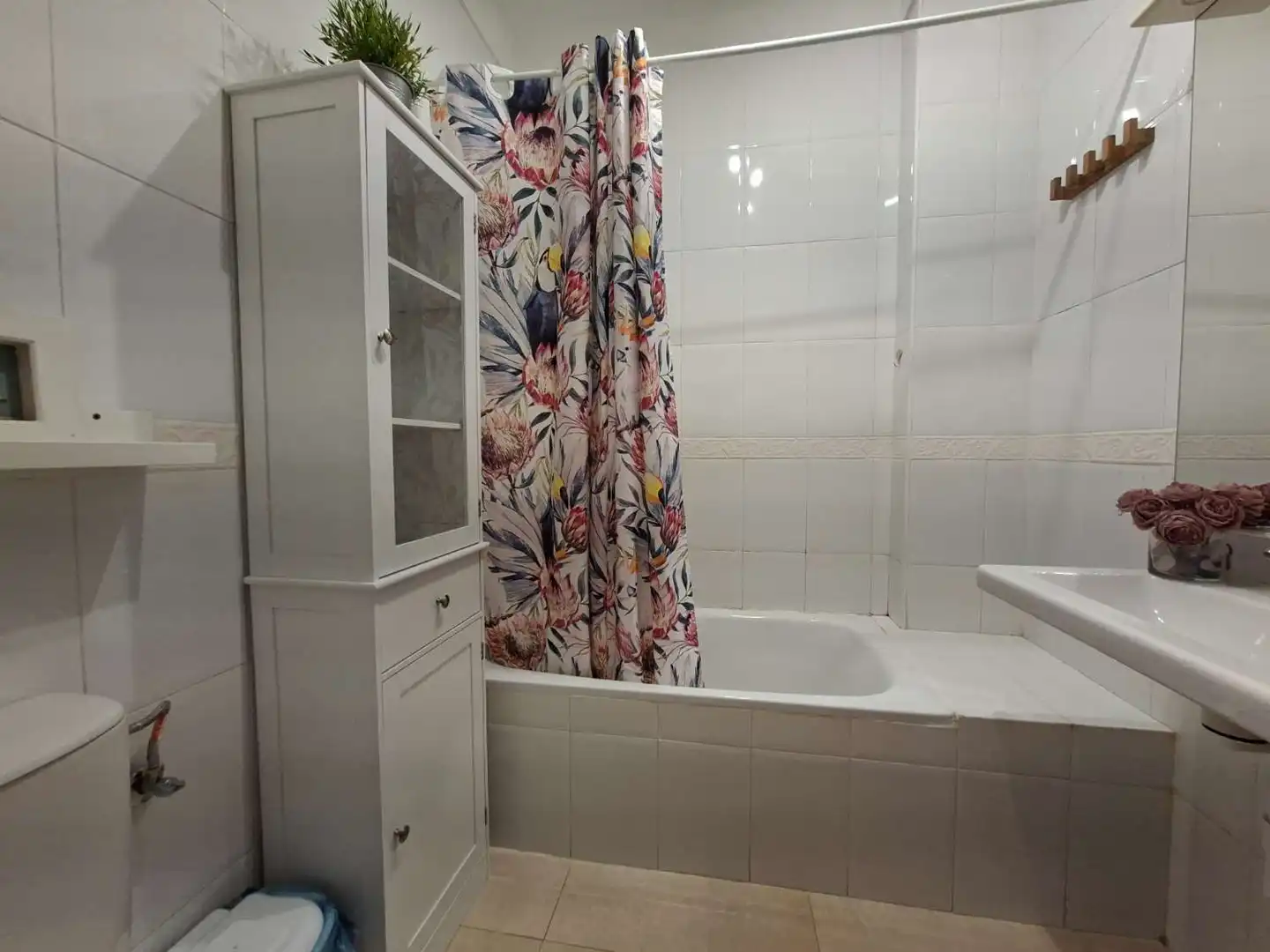 Bathroom of Flat for sale in Nerja  with Terrace