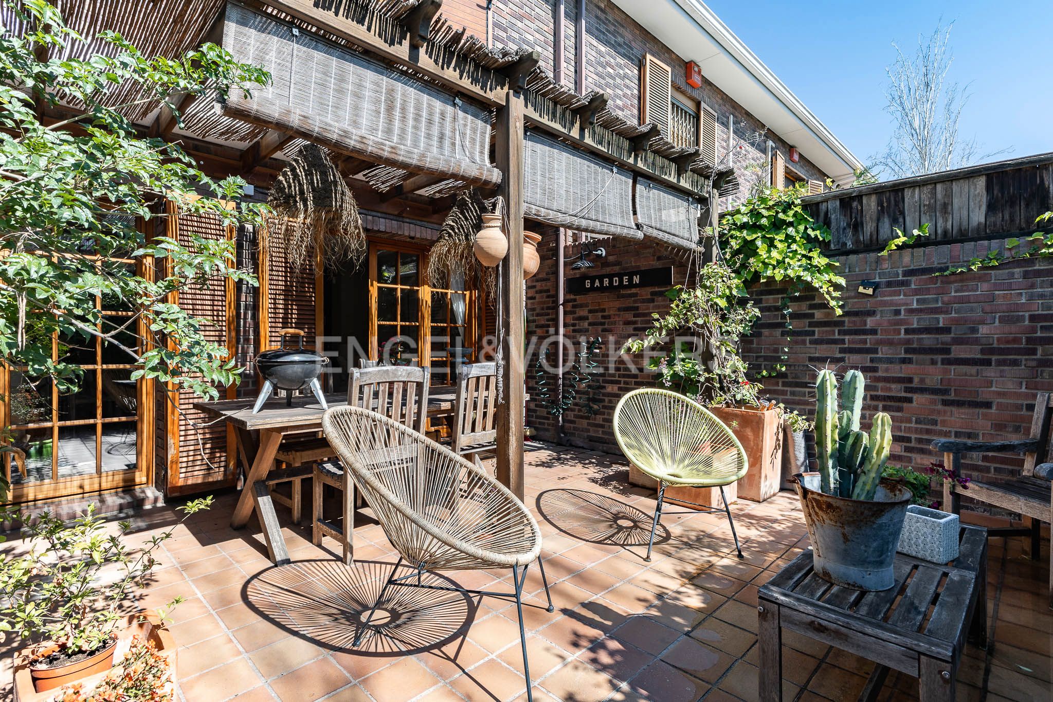 Terrace of House or chalet for sale in Badalona  with Air Conditioner, Heating and Private garden