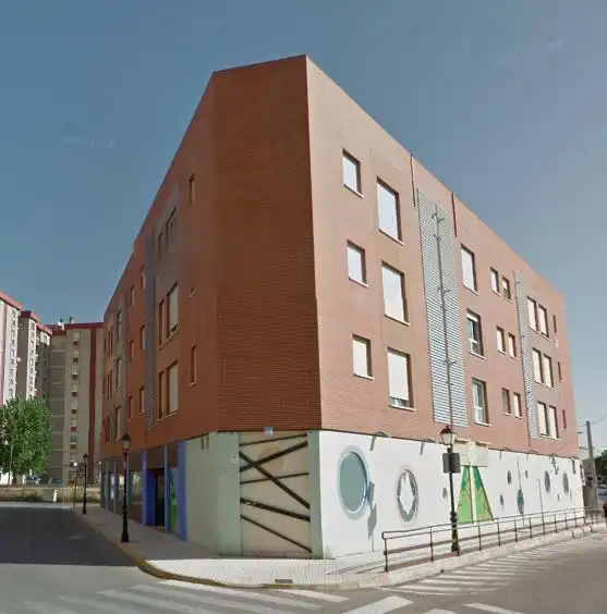 Aparcamiento con ascensor en venta en C/ De los Novios