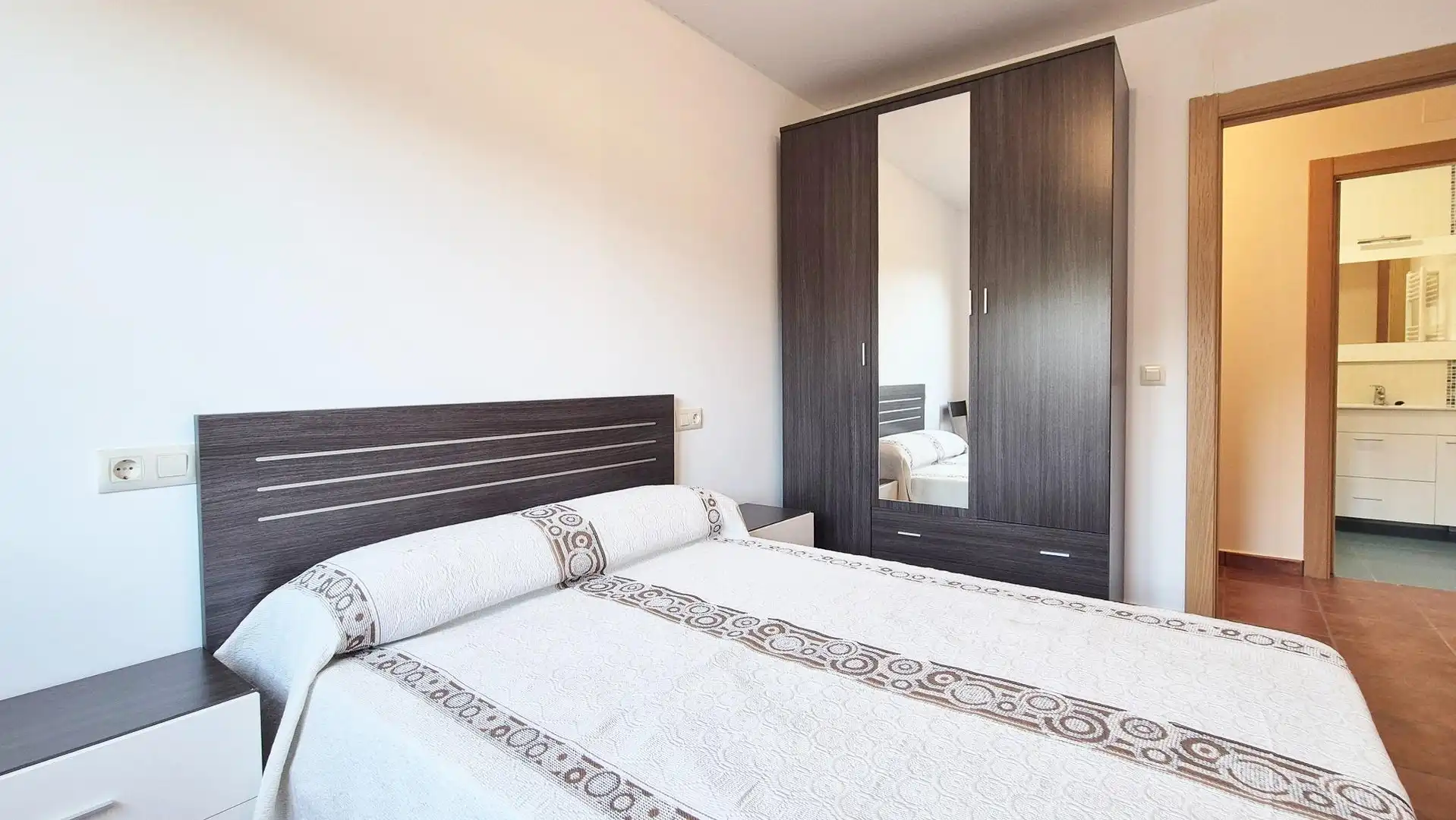 Bedroom of Houses for sale in San Esteban de la Sierra