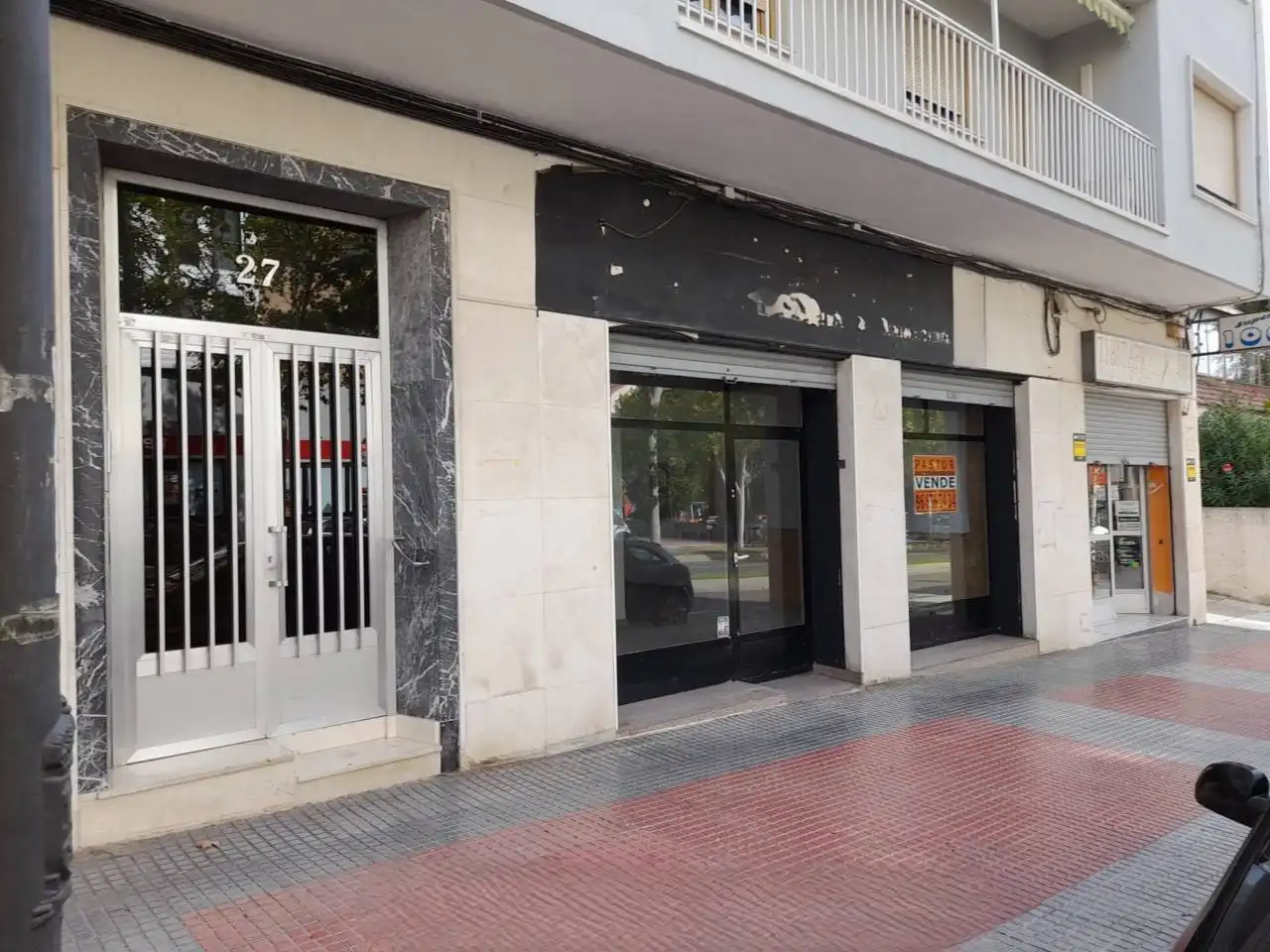 Local commercial à vendre à Avenida Juan Carlos I, imagen 2