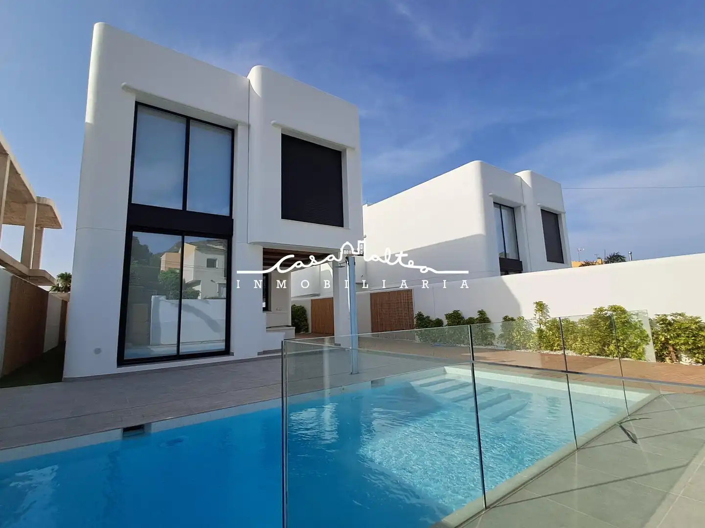 Xalet amb piscina en venda a L'Albir