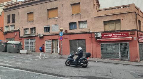 Foto 3 de Casa adosada en venda a Avinguda del Marquès de Sant Mori, 237, La Salut, Badalona