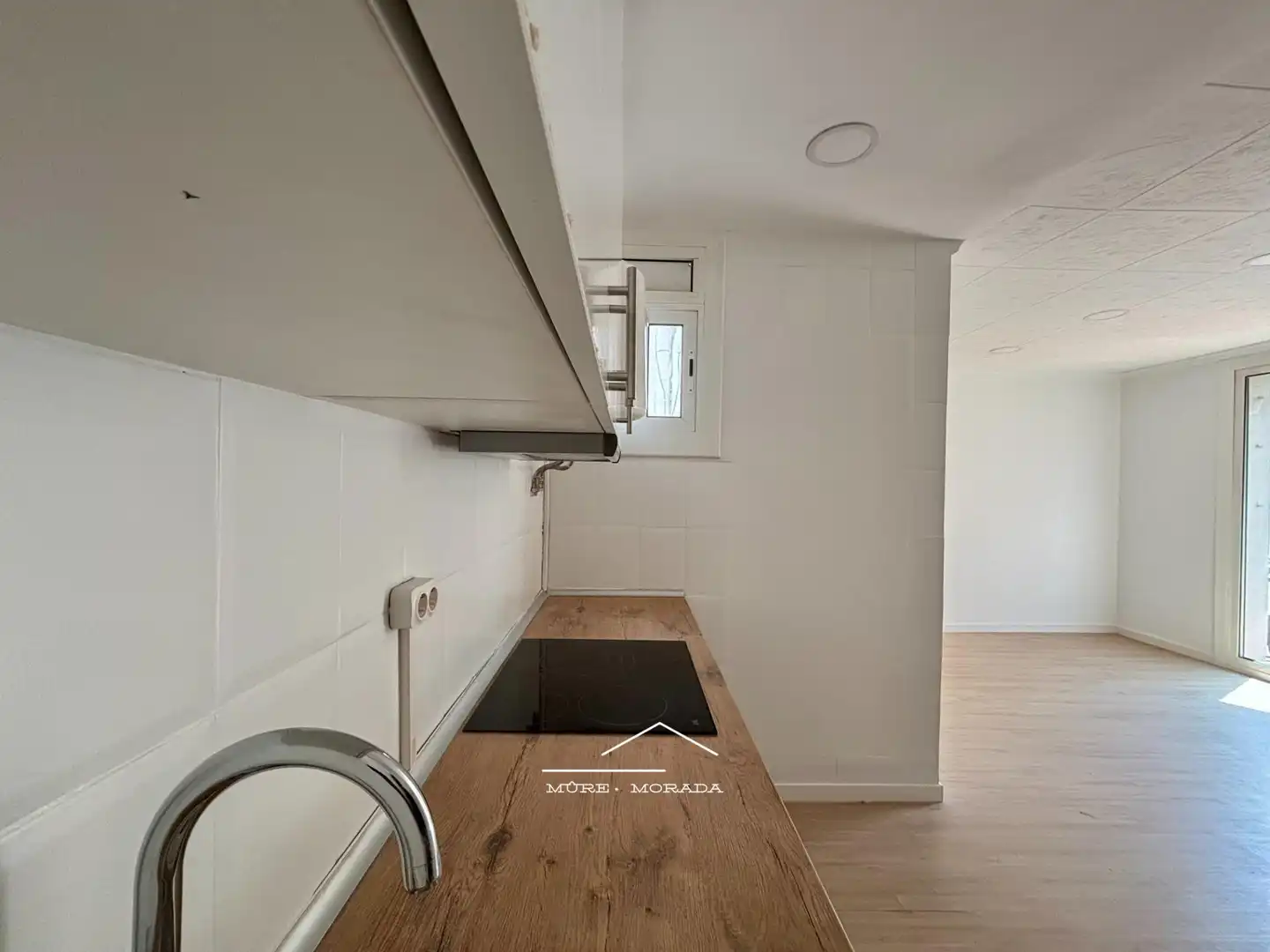 Kitchen of Flat for sale in Barcelona  with Parquet flooring and Terrace