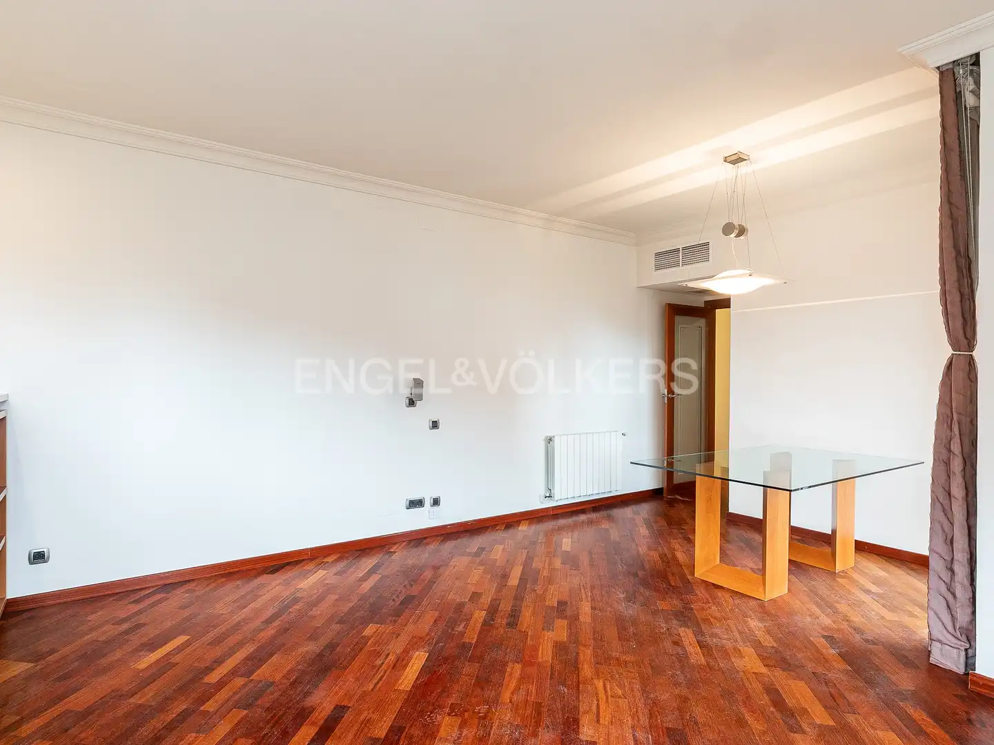 Wohnung zur Miete in La Maternitat i Sant Ramon