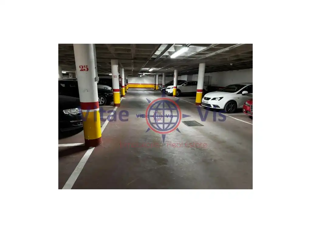 Einzelparkplatz zum Verkauf in Avenida Europa, imagen 4