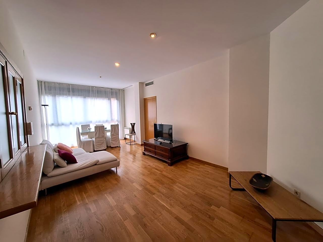 Living room of Flat to rent in  Madrid Capital