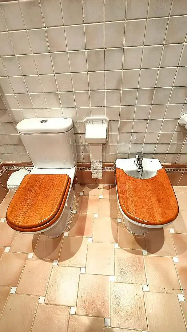 Bathroom of Flat for sale in Utrera  with Air Conditioner and Balcony