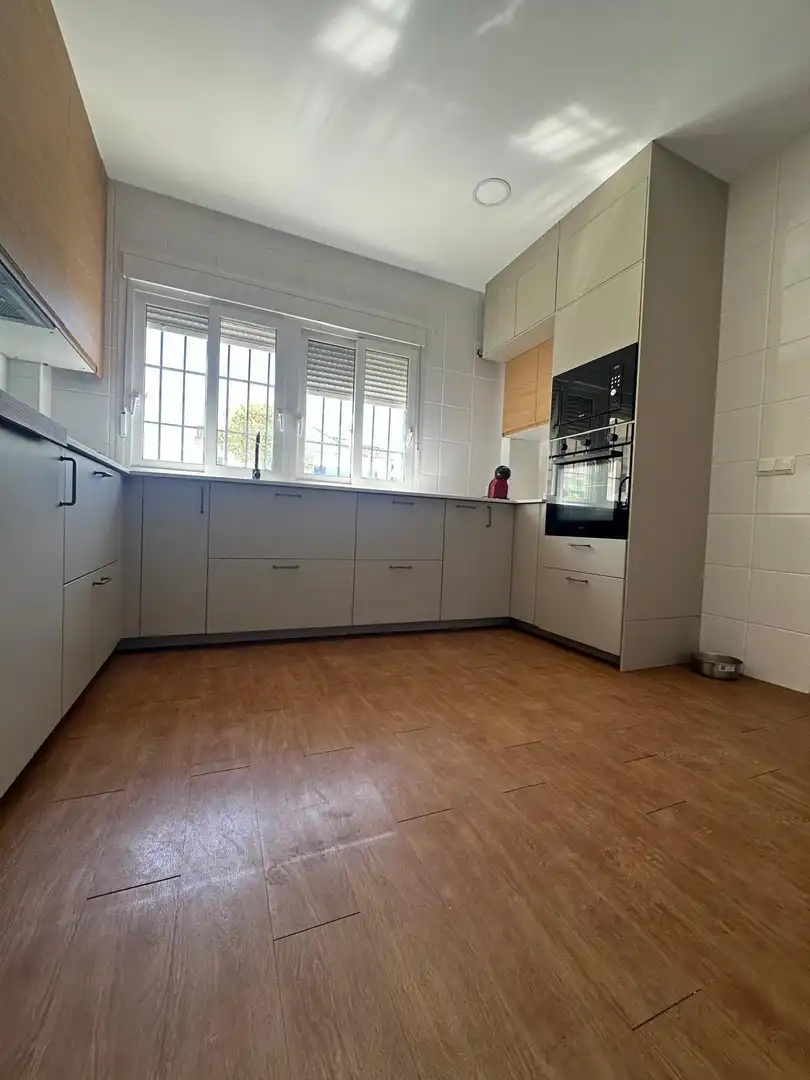 Kitchen of Detached homes for sale in Jerez de la Frontera  with Balcony and Community pool