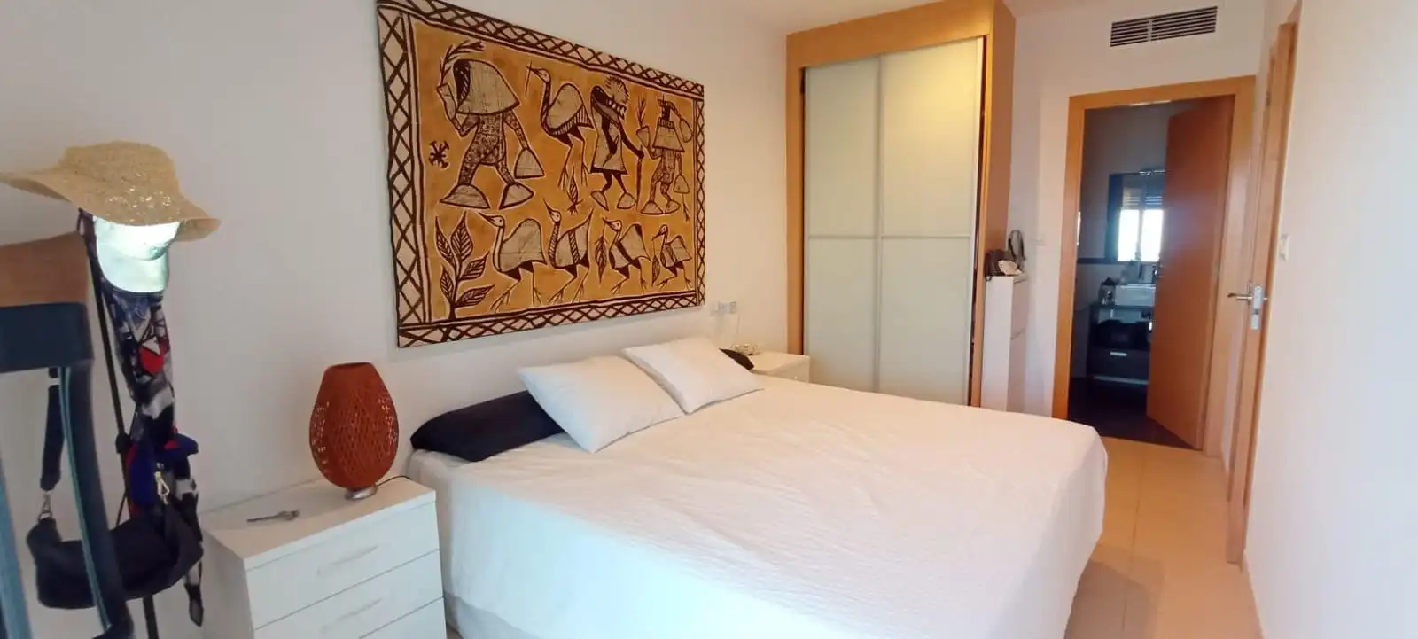 Habitación de Apartamento de alquiler en Vinaròs con Aire acondicionado, Calefacción y Jardín privado