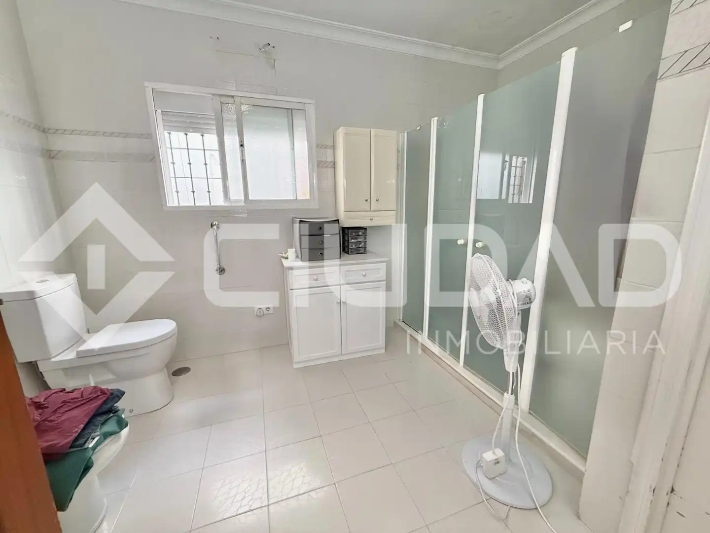 Bany de Casa o xalet en venda en Lebrija