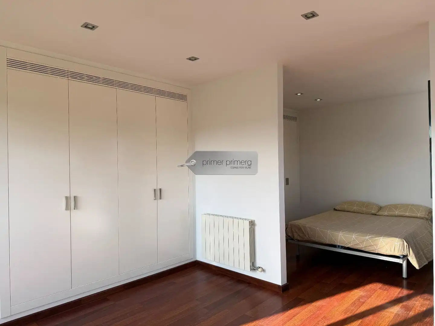 Habitación de Casa o chalet en venta en Vilobí d'Onyar con Aire acondicionado, Calefacción y Jardín privado