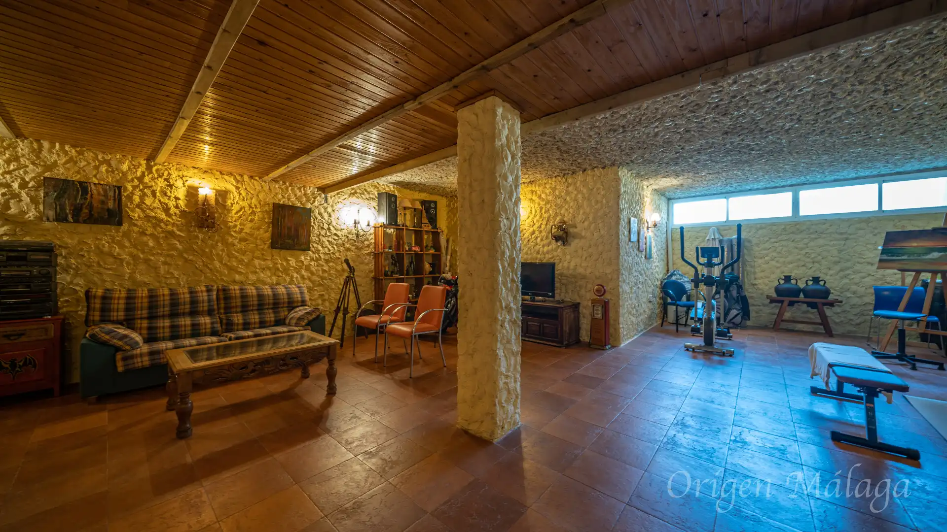 Casa adosada en venta en Vélez-Málaga con Calefacción, Jardín privado y Terraza