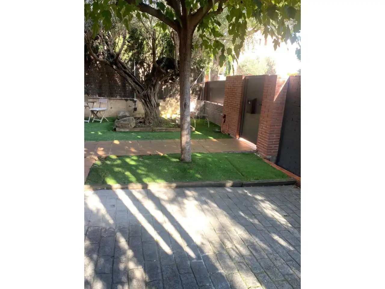 Casa aparellada amb jardí en venda a Calle Joan Coromines, imagen 16