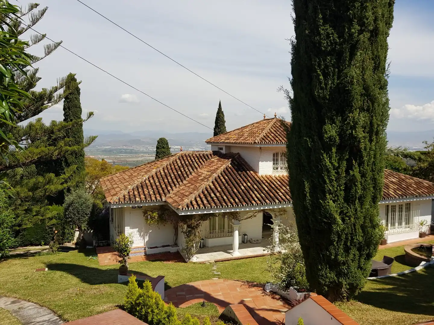 Jardí de Casa o xalet en venda en Alhaurín de la Torre amb Aire condicionat, Jardí privat i Terrassa