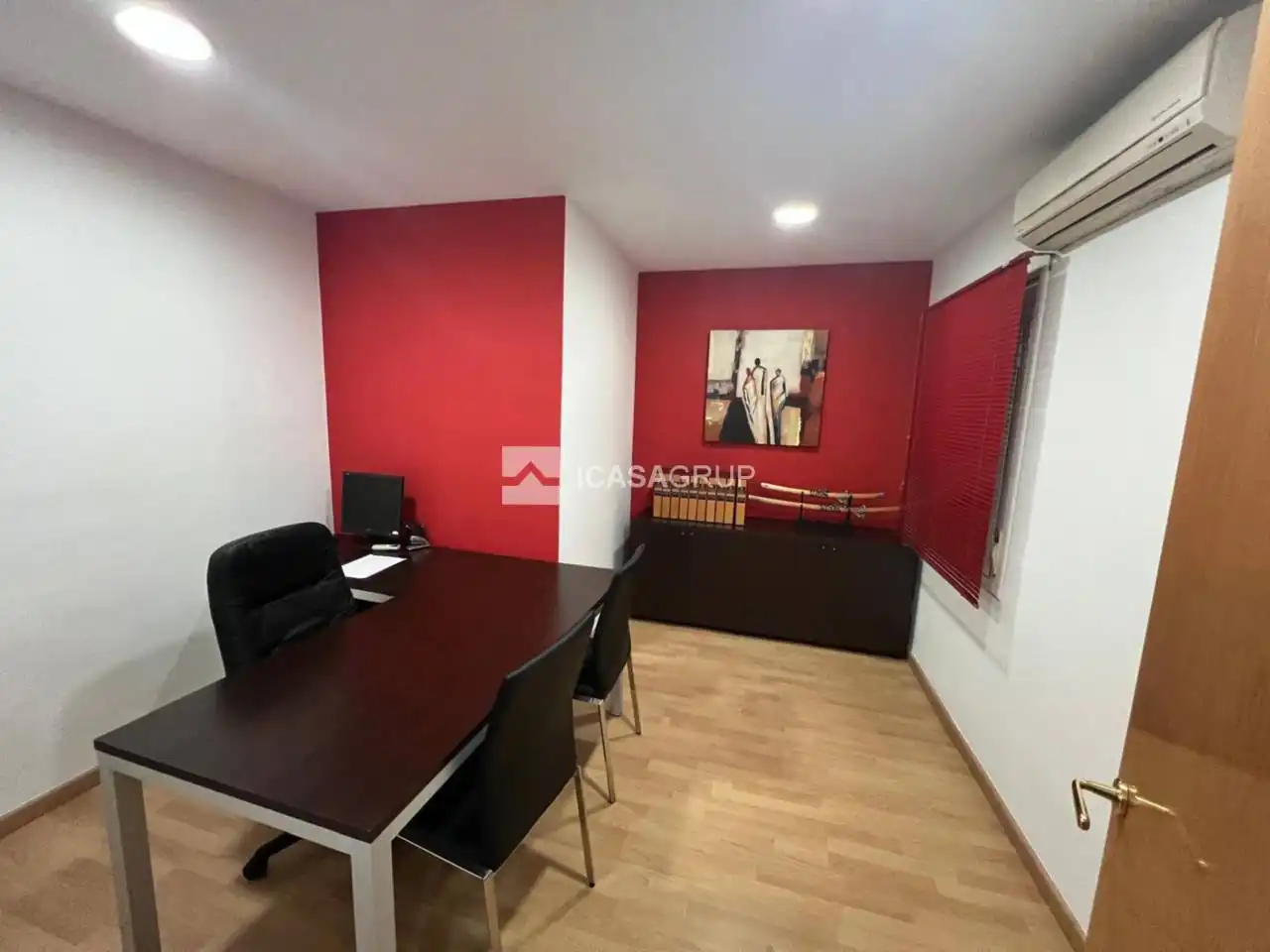 Flat for sale in Sant Cugat del Vallès  with Air Conditioner, Parquet flooring and Balcony