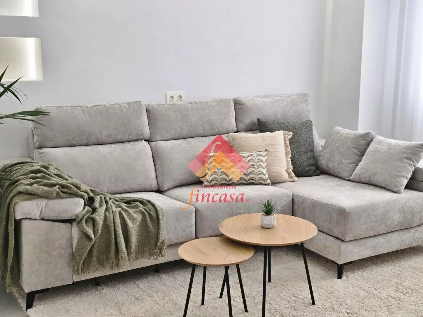 Wohnzimmer von Wohnung zum Verkauf in Ronda mit Klimaanlage und Möbliert