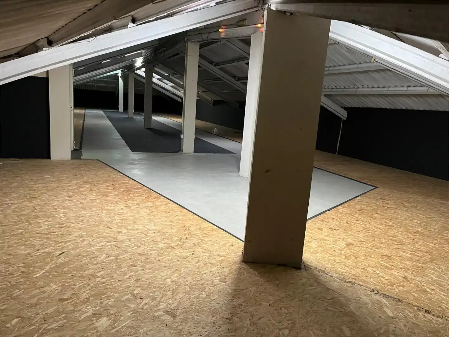 Fabrikhallen zur Miete in Vilaboa