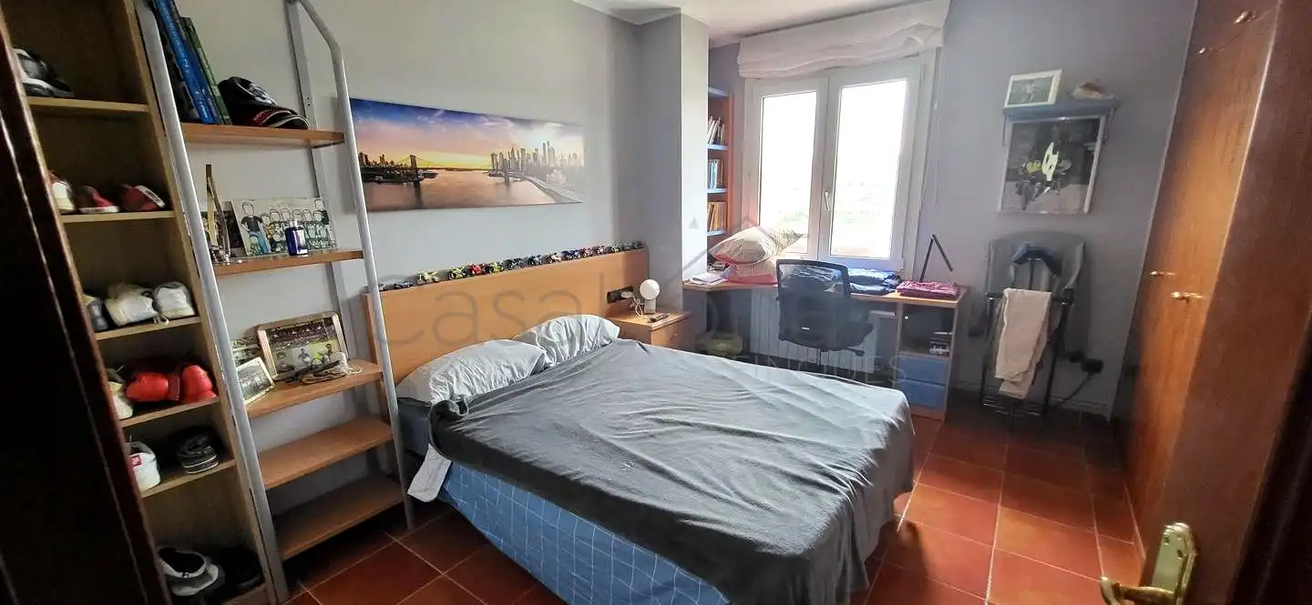 Habitación de Casa o chalet en venta en Olost con Jardín privado, Terraza y Piscina