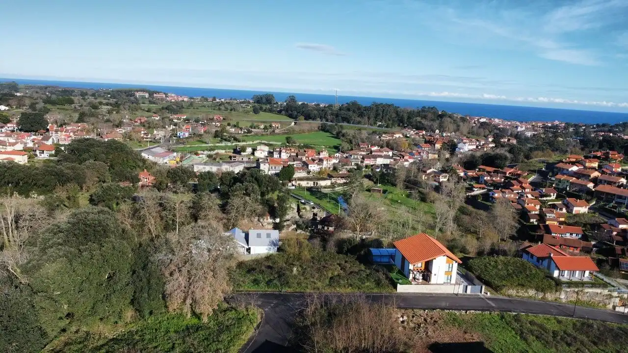 Grundstücke und Bauplätze zum Verkauf in Llanes pueblo, imagen 9