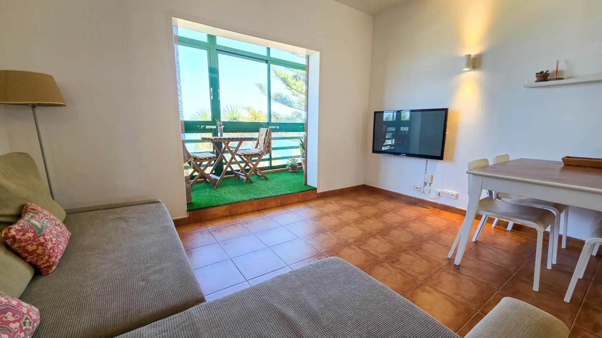 Living room of Flat for sale in San Cristóbal de la Laguna  with Terrace and Community pool