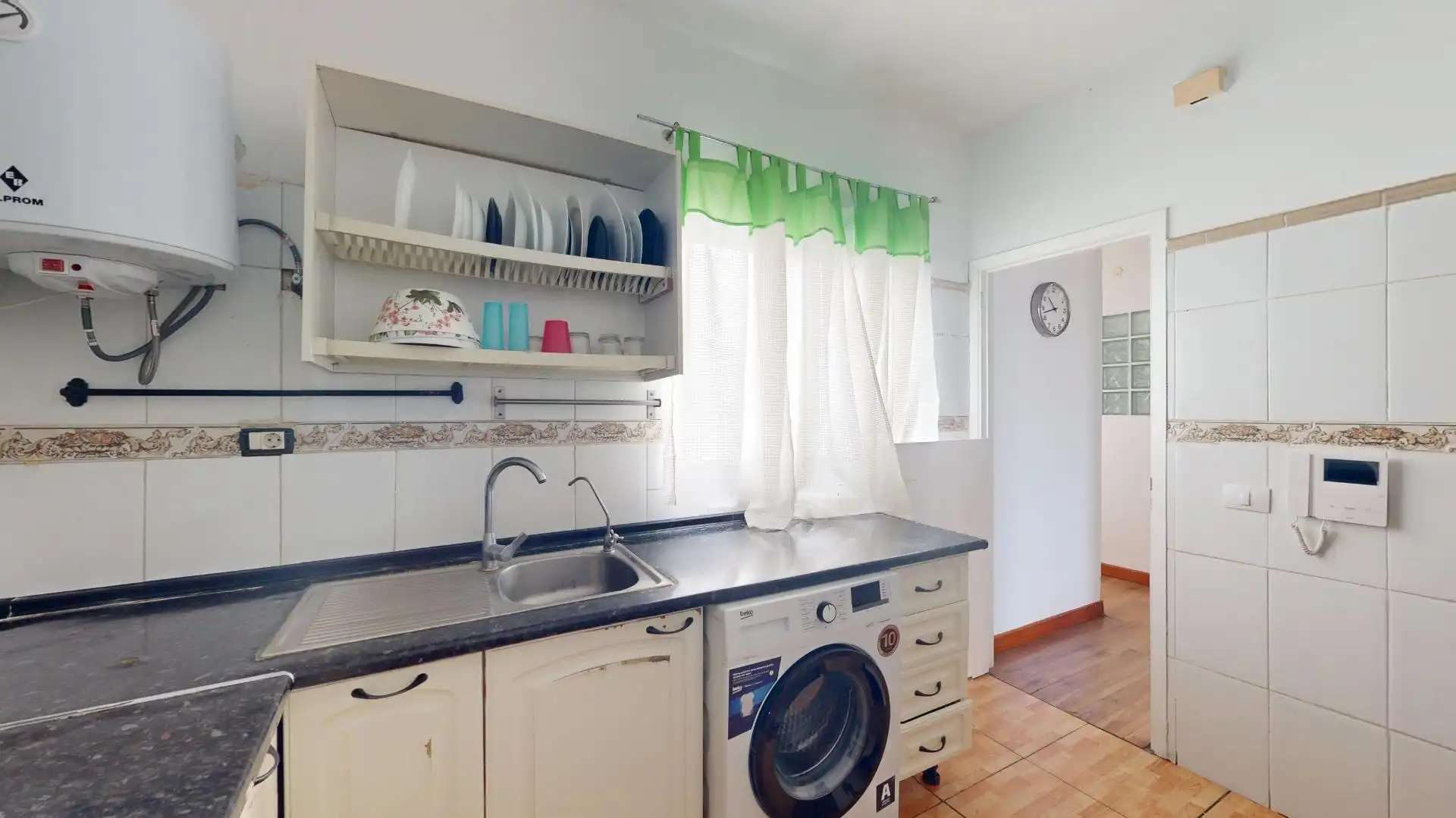 Flat for rent in Calle PINO, 11, La Cuesta -Finca España