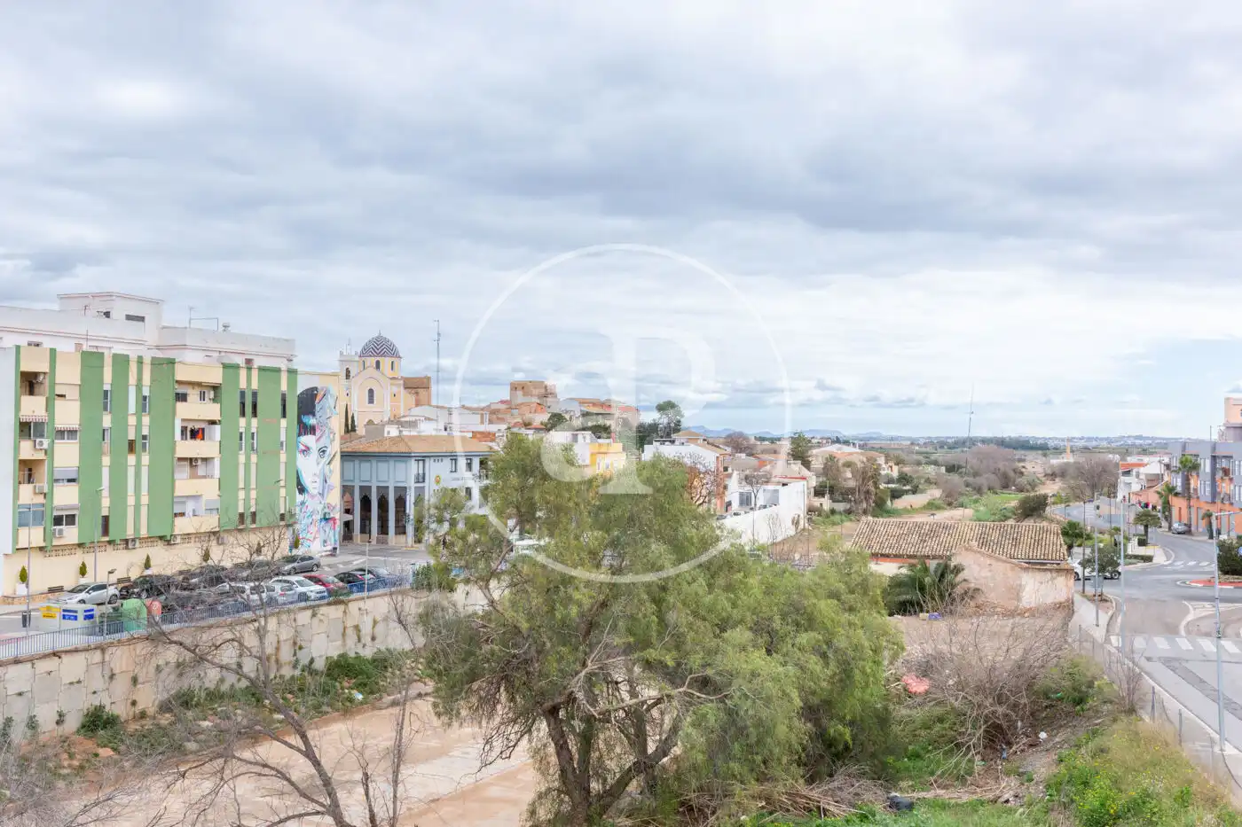 Vista exterior de Casa adosada en venda en Vilamarxant amb Calefacció, Terrassa i Balcó