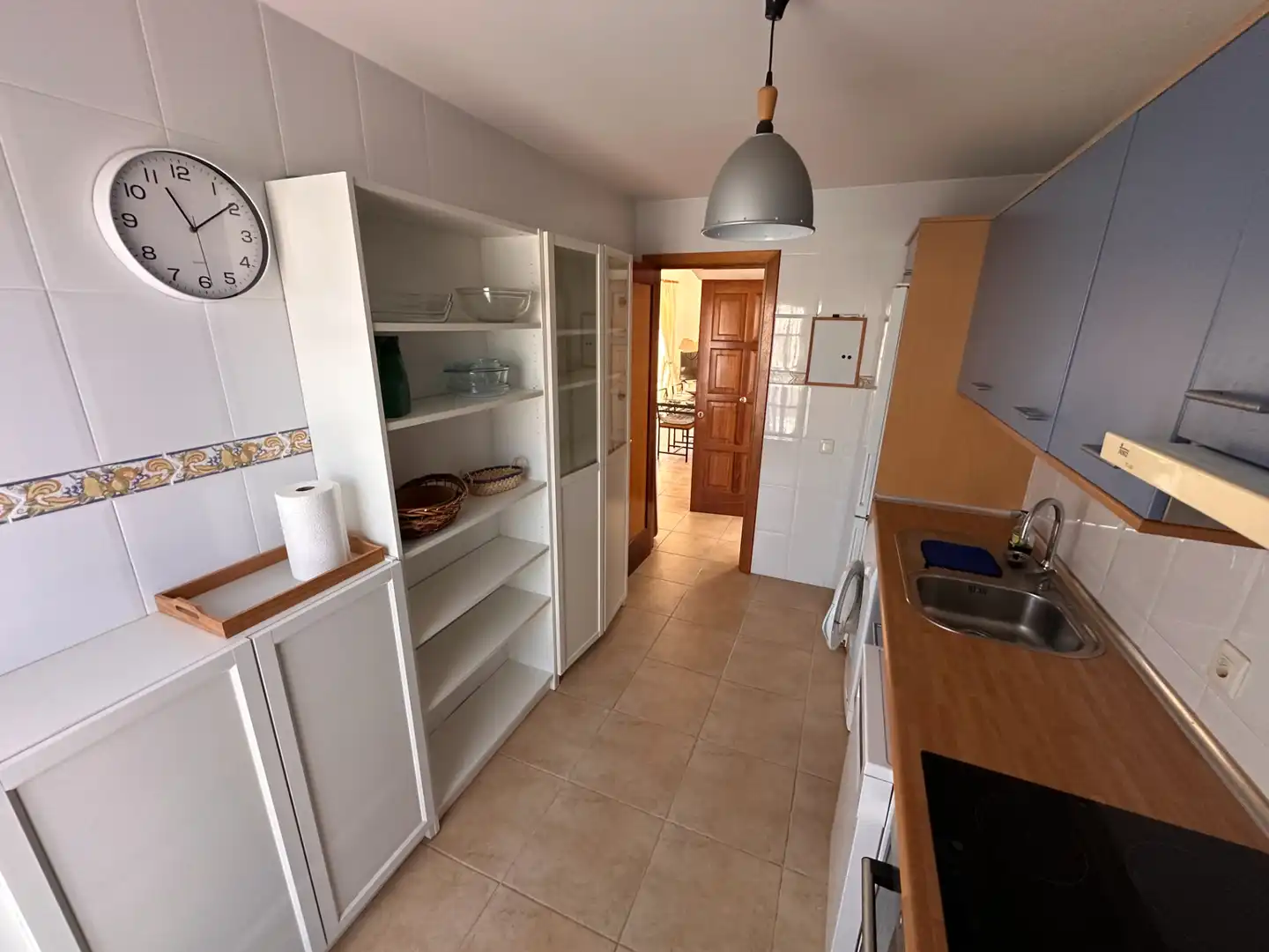Cocina de Apartamento de alquiler en Antigua con Terraza, Amueblado y Horno