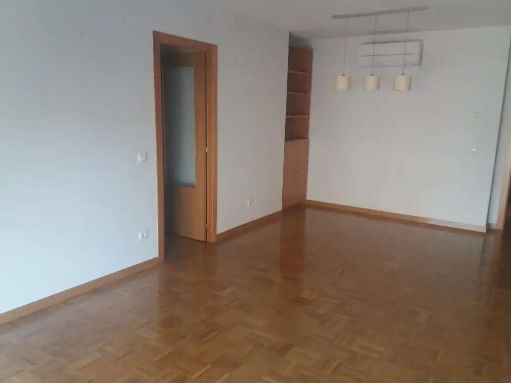 Flat for rent in Calle Fausto Elhuyar, La Garena