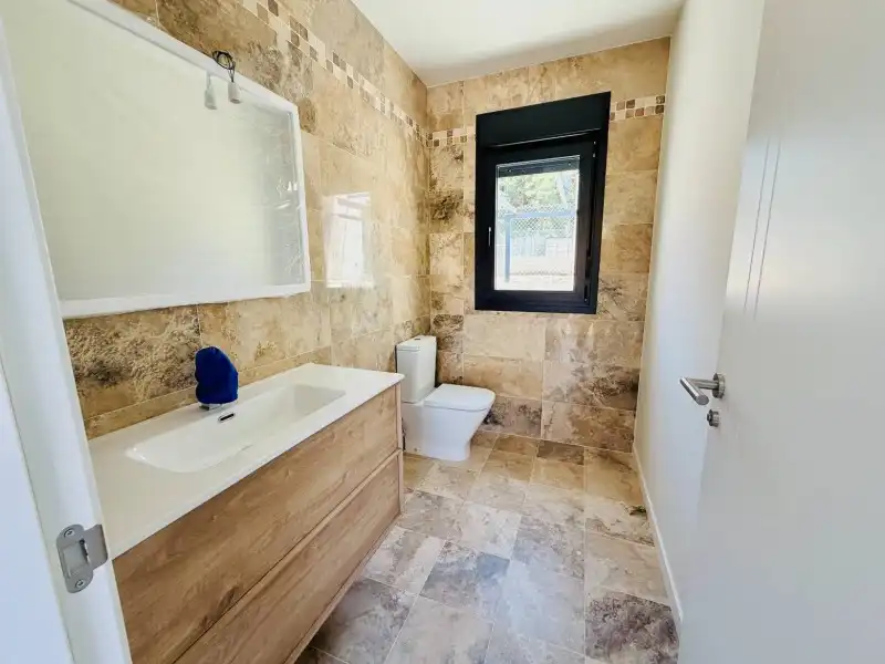 Bathroom of Houses for sale in El Espinar  with Heating and Terrace