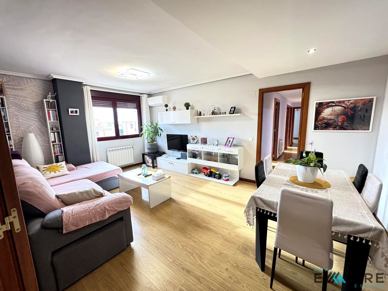 Living room of Flat for sale in Illescas  with Air Conditioner, Heating and Storage room