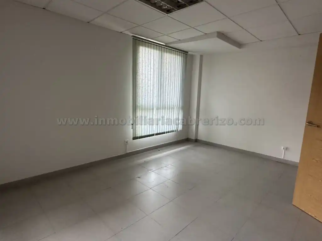 Oficina en venta en  Logroño