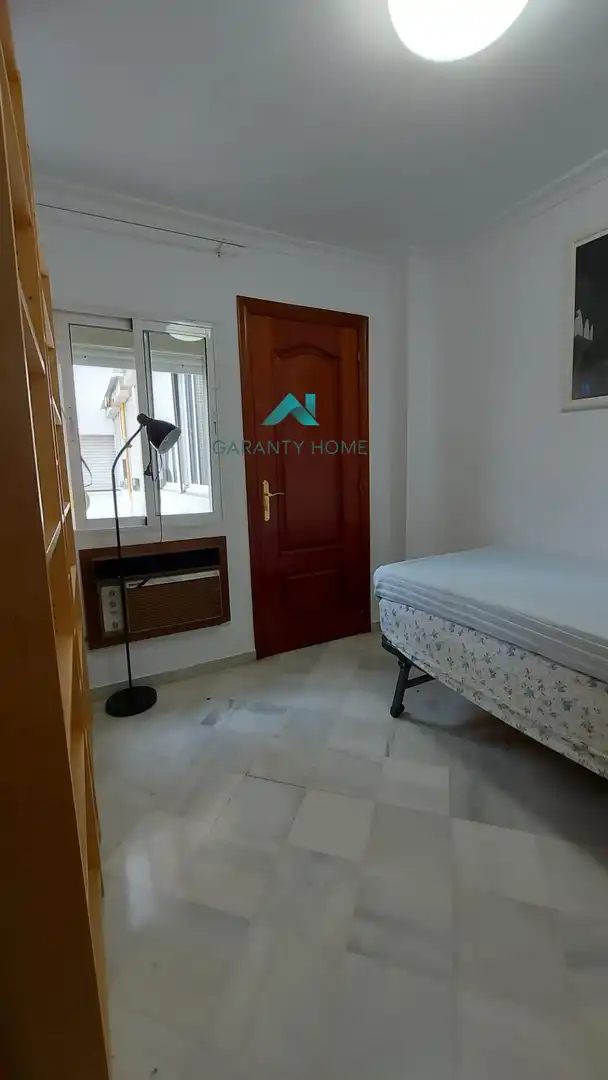 Piso de alquiler en Villegas