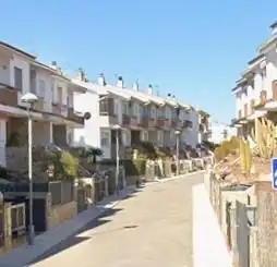 Casa con jardín en venta en Santa Perpètua de Mogoda
