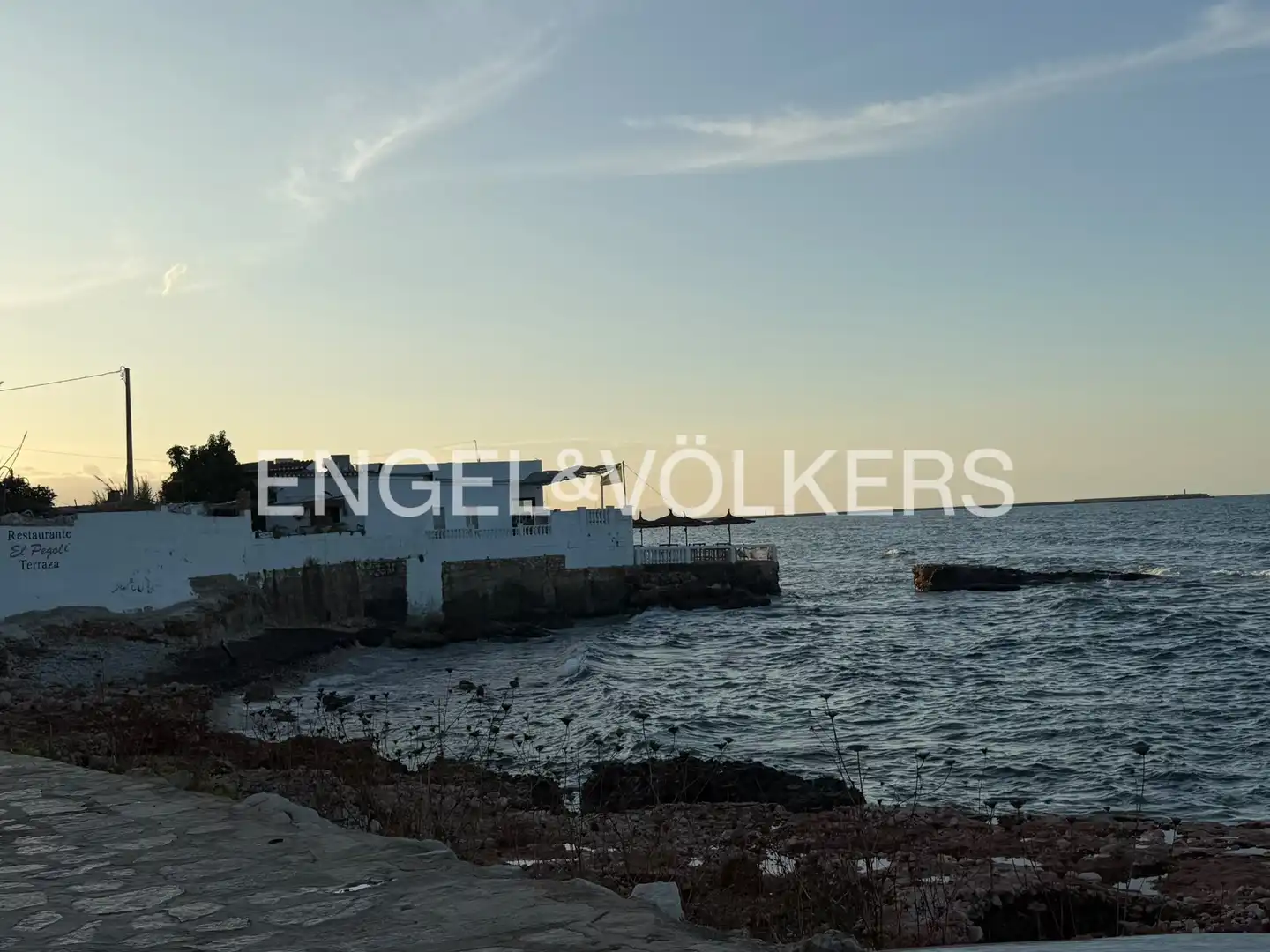 Houses for sale in Las Rotas / Les Rotes